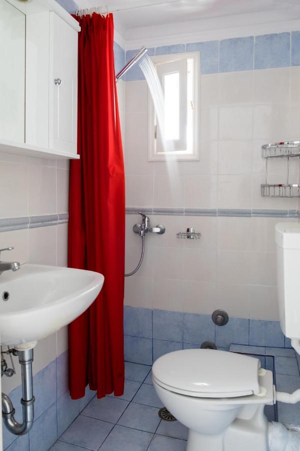 Cozy & Peaceful Apartment In Chalki Khalkion Exterior photo